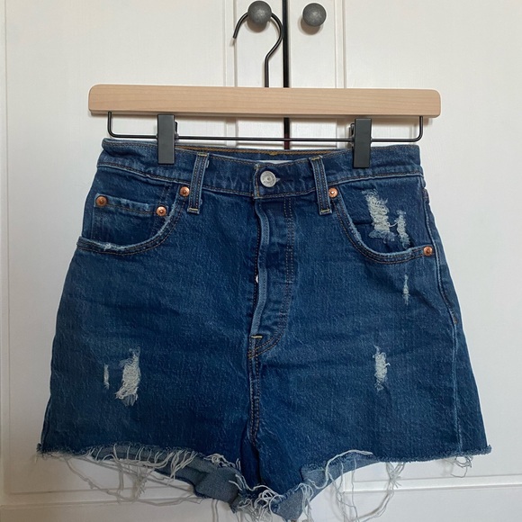 LEVIS RIBCAGE SHORT - Picture 7 of 9